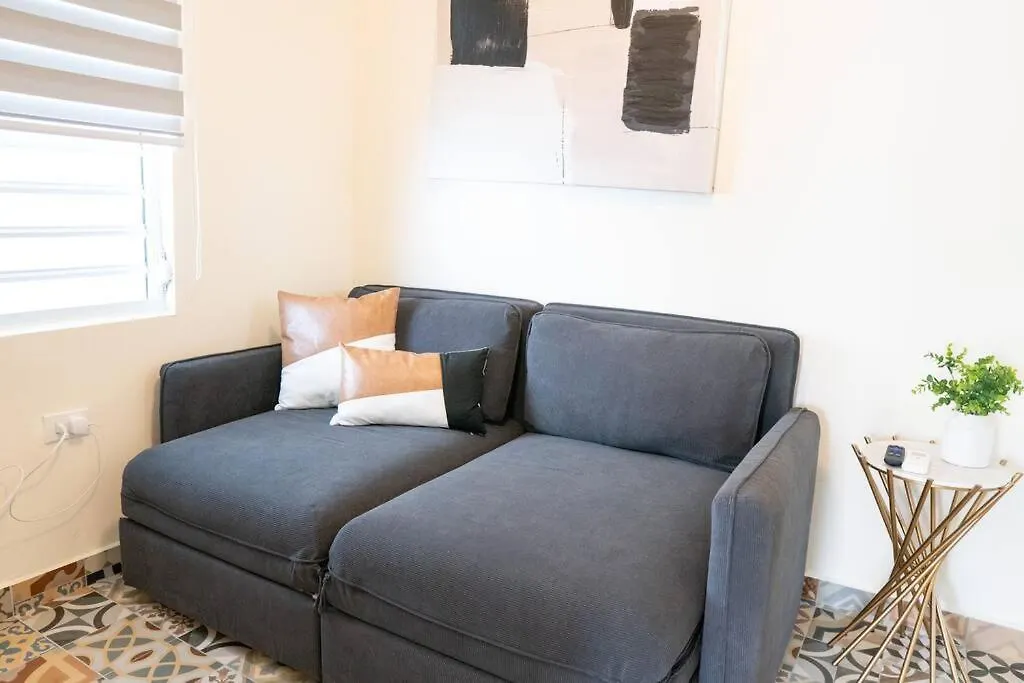 Apartamento Comfy & Bright Apt @ Calle Loiza - Walk To Beach / Calle Loiza Abajo -N San Juan 0*,