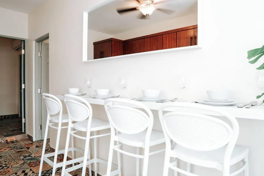 Apartamento Comfy & Bright Apt @ Calle Loiza - Walk To Beach / Calle Loiza Abajo -N San Juan